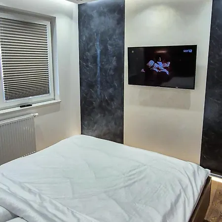Pod 27- Klimatyzacja,wanna Z Hydromasazem,garaz Apartment Neumarkt